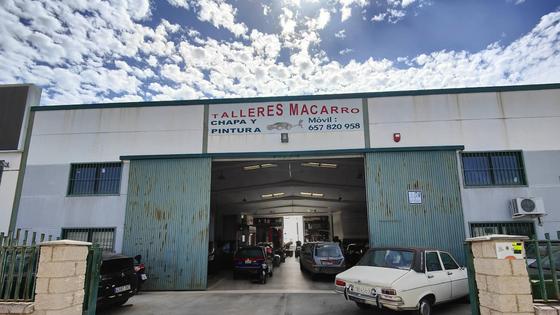 Roban un Audi A6 en una de las naves del Polígono Industrial