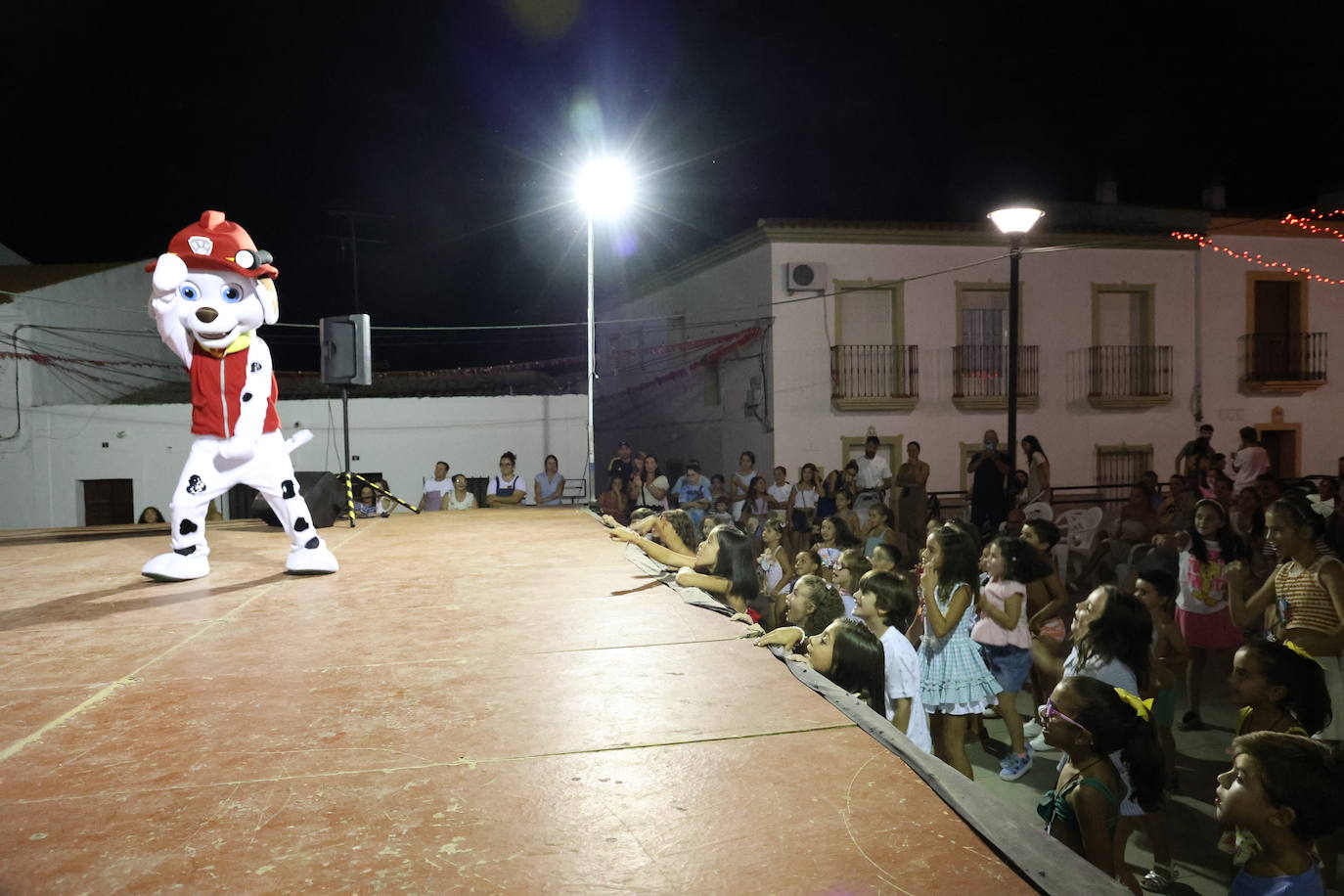Desfile Infantil (II)