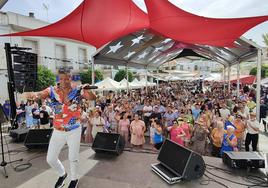 El Taino durante su concierto en Valverde de Leganés