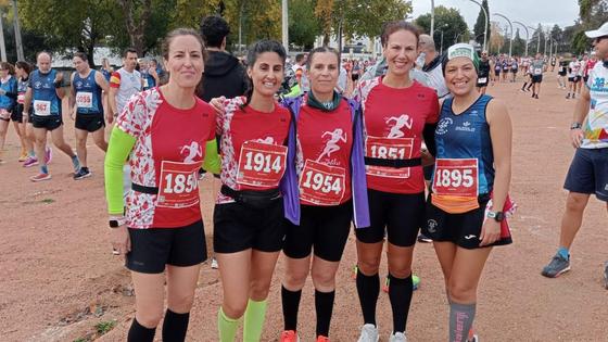 Varias miembros de Las Simprisas completan la media maratón Elvas - Badajoz