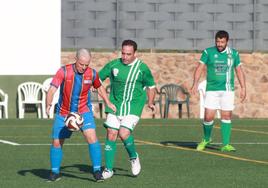 Veteranos Valverde y Hermanos Mora empatan a 2