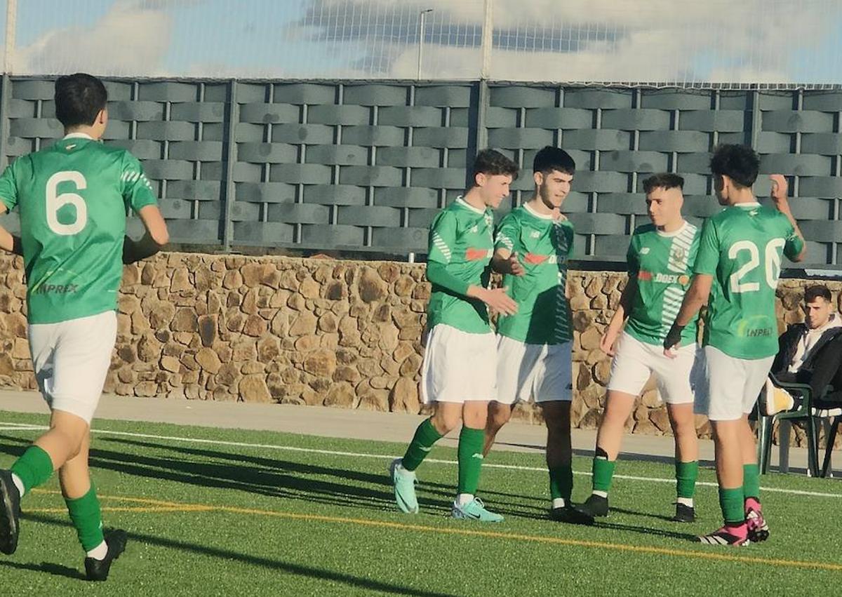 Imagen secundaria 1 - Algunas imágenes del encuentro