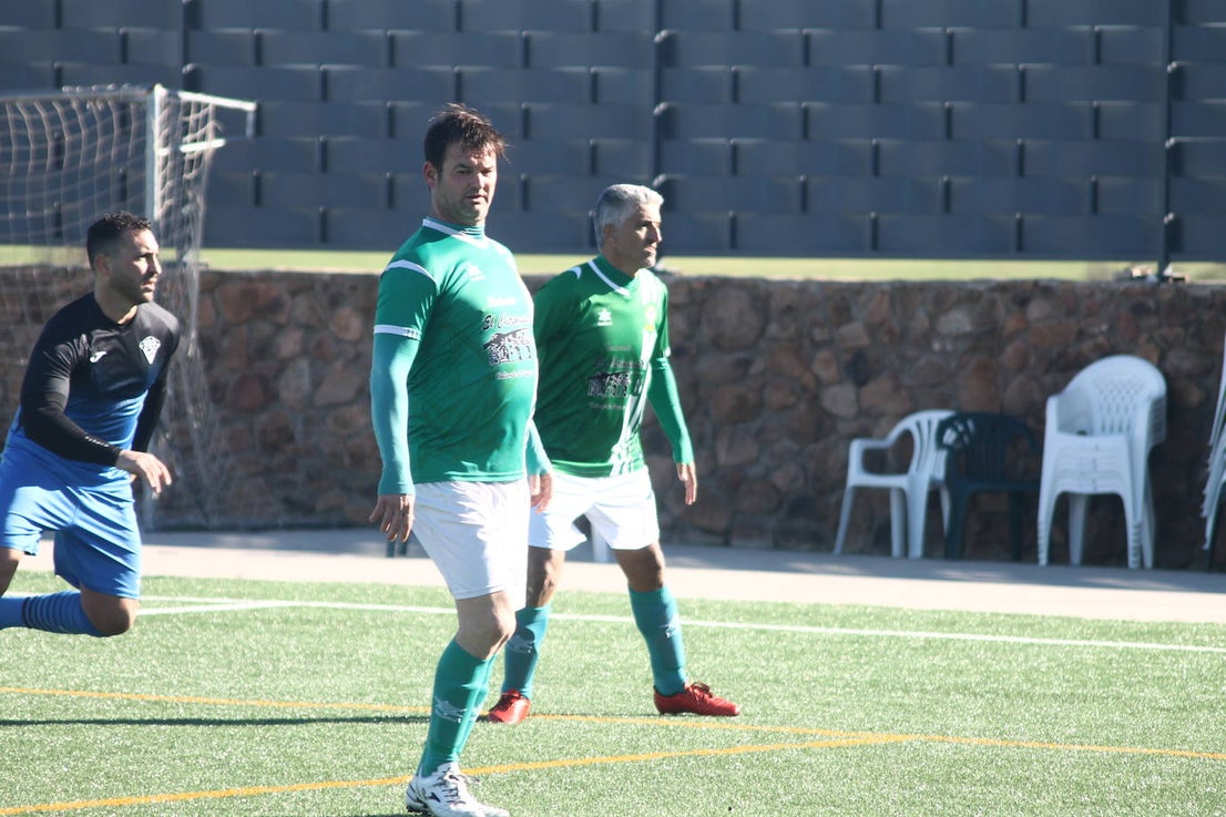 Fotos: Veteranos Valverde - Hermanos Mora