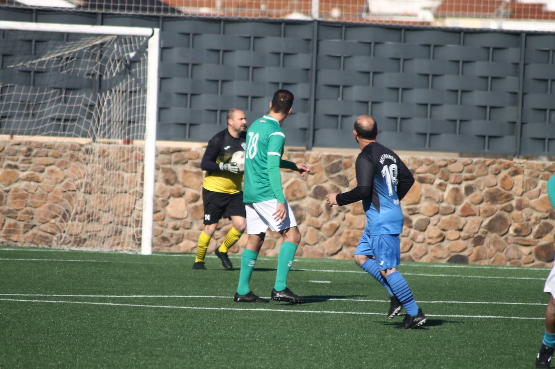 Fotos: Veteranos Valverde - Hermanos Mora