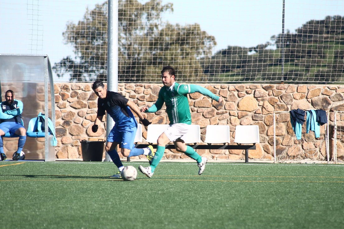 Fotos: Veteranos Valverde - Hermanos Mora