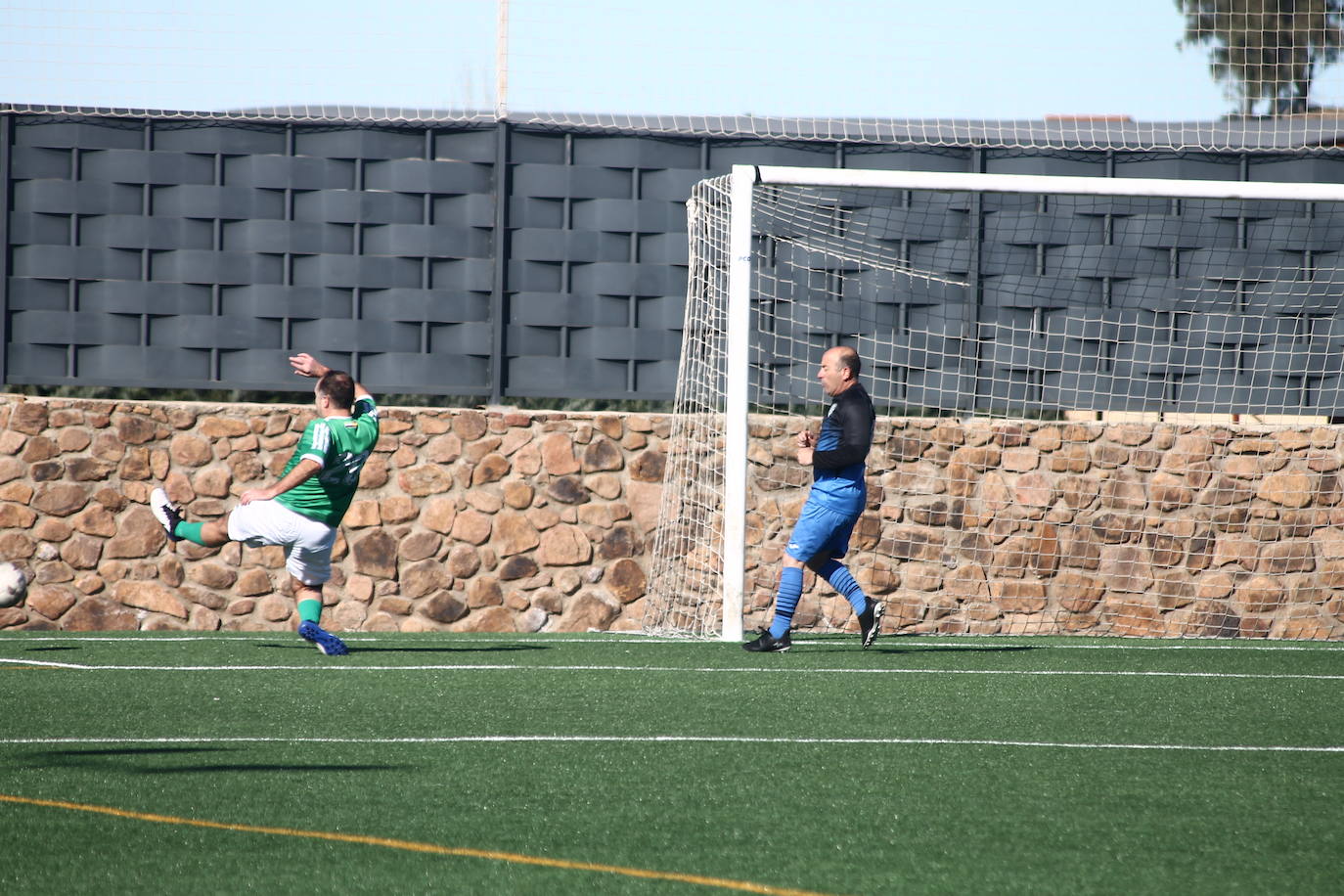 Fotos: Veteranos Valverde - Hermanos Mora