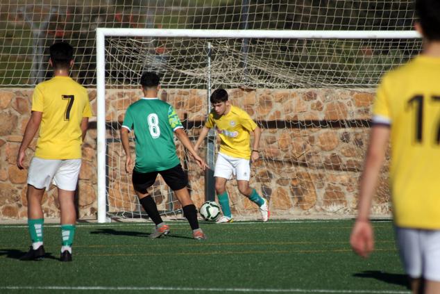 Fotos: Juveniles Racing Valverdeño - Sportextremadura
