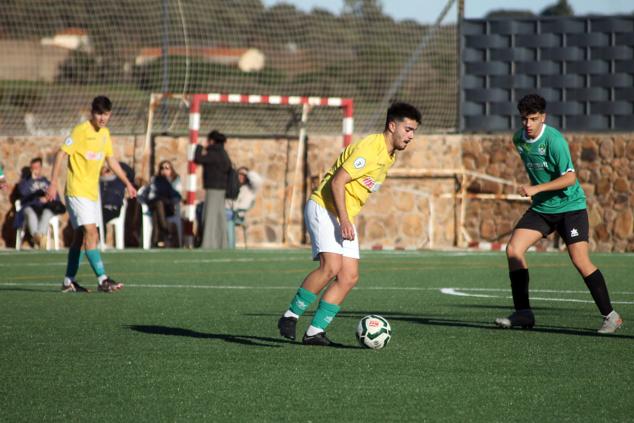 Fotos: Juveniles Racing Valverdeño - Sportextremadura