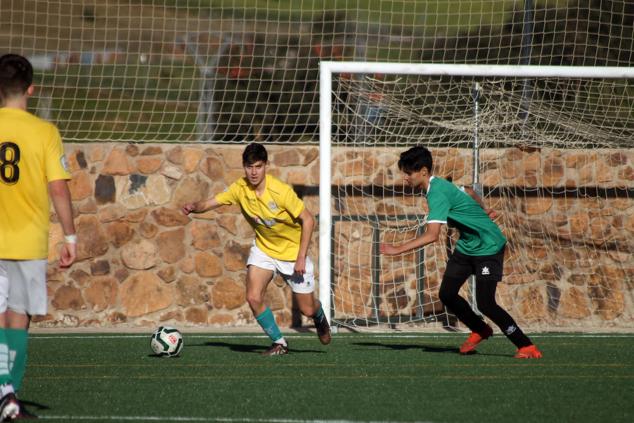 Fotos: Juveniles Racing Valverdeño - Sportextremadura