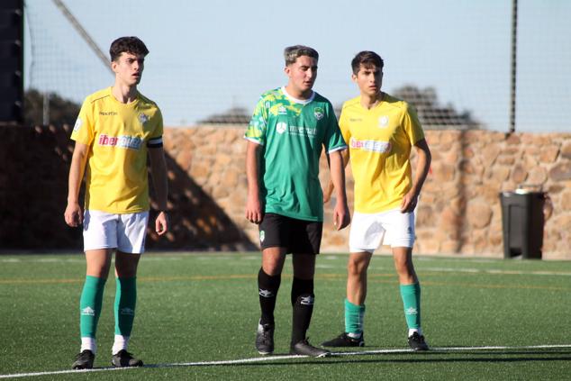 Fotos: Juveniles Racing Valverdeño - Sportextremadura