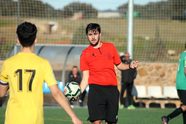 Fotos: Juveniles Racing Valverdeño - Sportextremadura