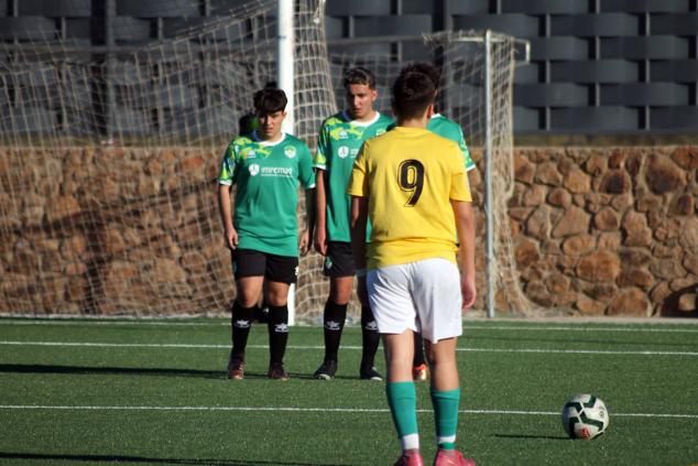Fotos: Juveniles Racing Valverdeño - Sportextremadura