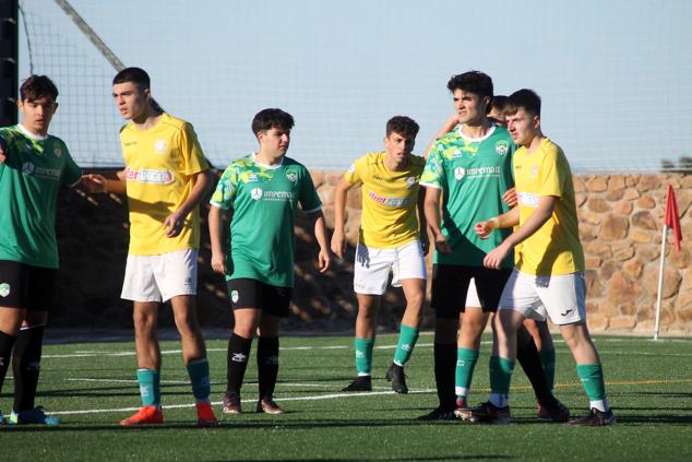 Fotos: Juveniles Racing Valverdeño - Sportextremadura