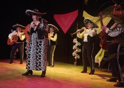 Imagen secundaria 1 - Música: La Casa de la Cultura acoge una tarde musical con 'Las Raparigas' y 'La Esperanza'