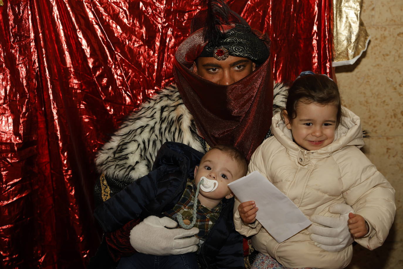 Entrega de las cartas a Los Reyes Magos