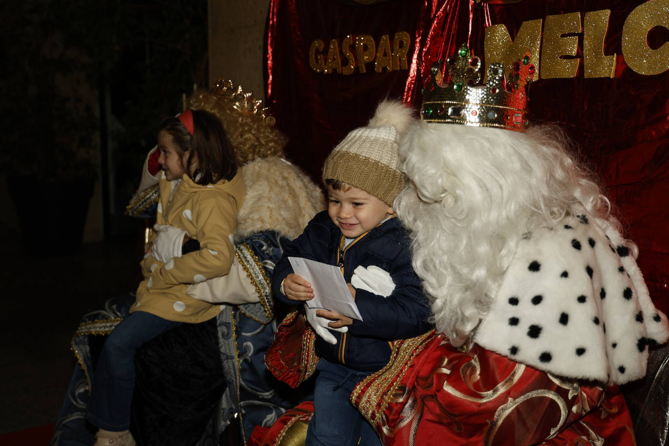 Entrega de las cartas a Los Reyes Magos