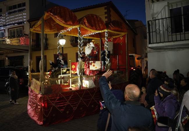 Los vecinons disfrutaron de la cabalgata