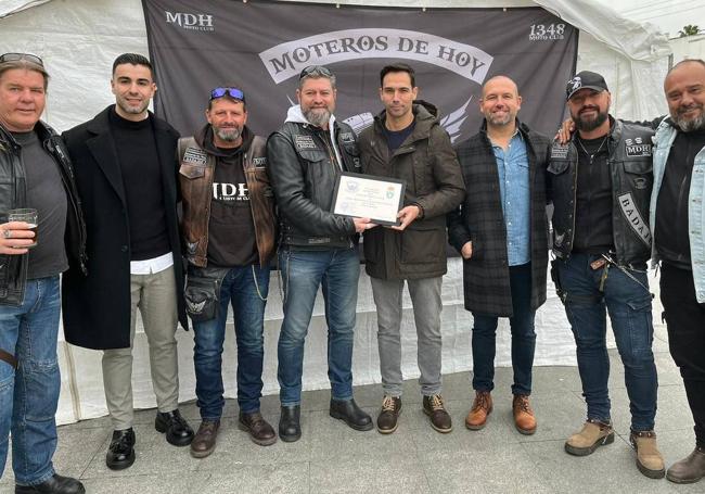 Visita del Club Moteros de HOY