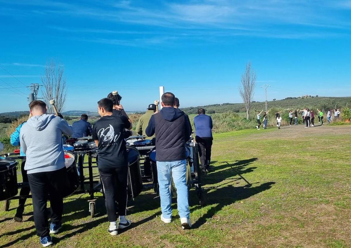 Imagen secundaria 1 - Imágenes durante los ensayos