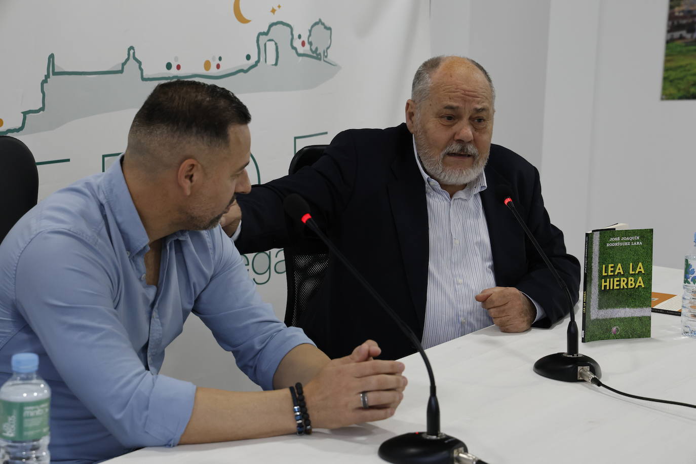 Presentación del libro 'Lea la hierba'