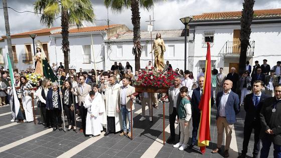La lluvia permitió celebrar el Domingo de Resurrección para culminar la Semana Santa
