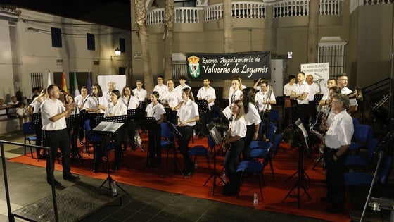 Oliventinos y valverdeños unidos por la música
