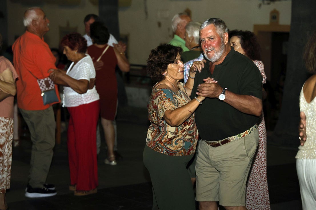 Baile de la Semana del Mayor
