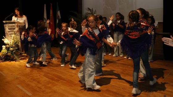 Presentación de actividades formativas y culturales