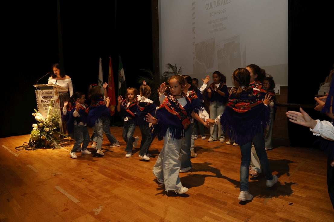 Presentación de actividades formativas y culturales