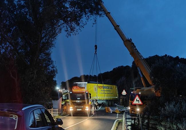 Las labores de rescate se alargaron hasta el anochecer