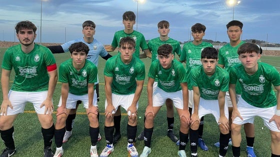 Un gol de Pitillo en tiempo extra da la victoria a los valverdeños en un derbi que acabó suspendido
