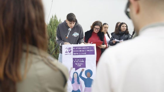 Lecturas escolares contra la Violencia hacia la Mujer