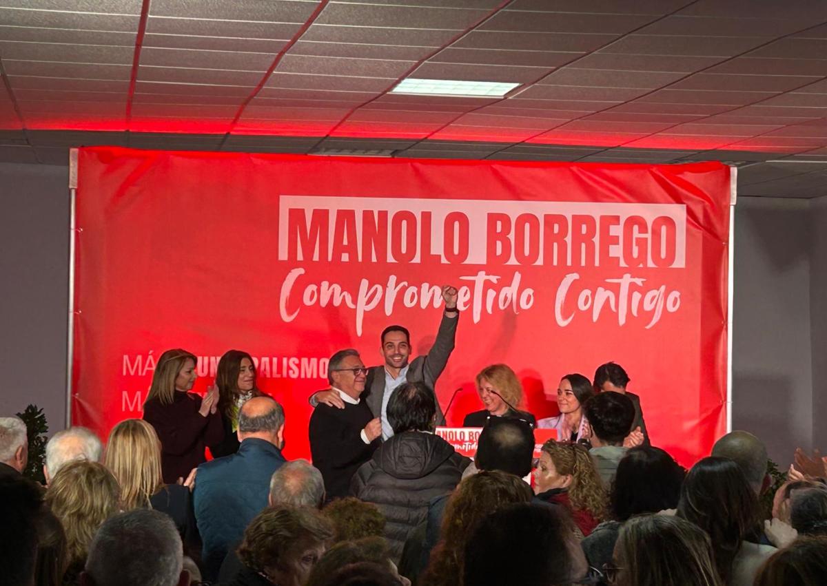 Imagen secundaria 1 - Imágenes del acto