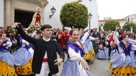 Por fin salió en procesión la Virgen de la Encarnación