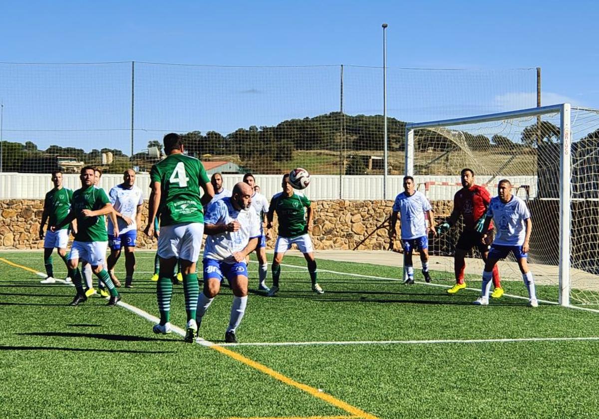 El Olivenza vence a los valverdeño en el derbi veterano
