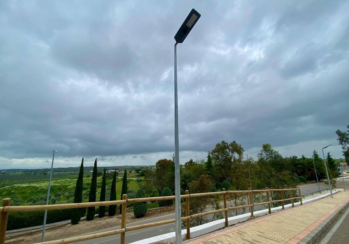 Una de las farolas instaladas