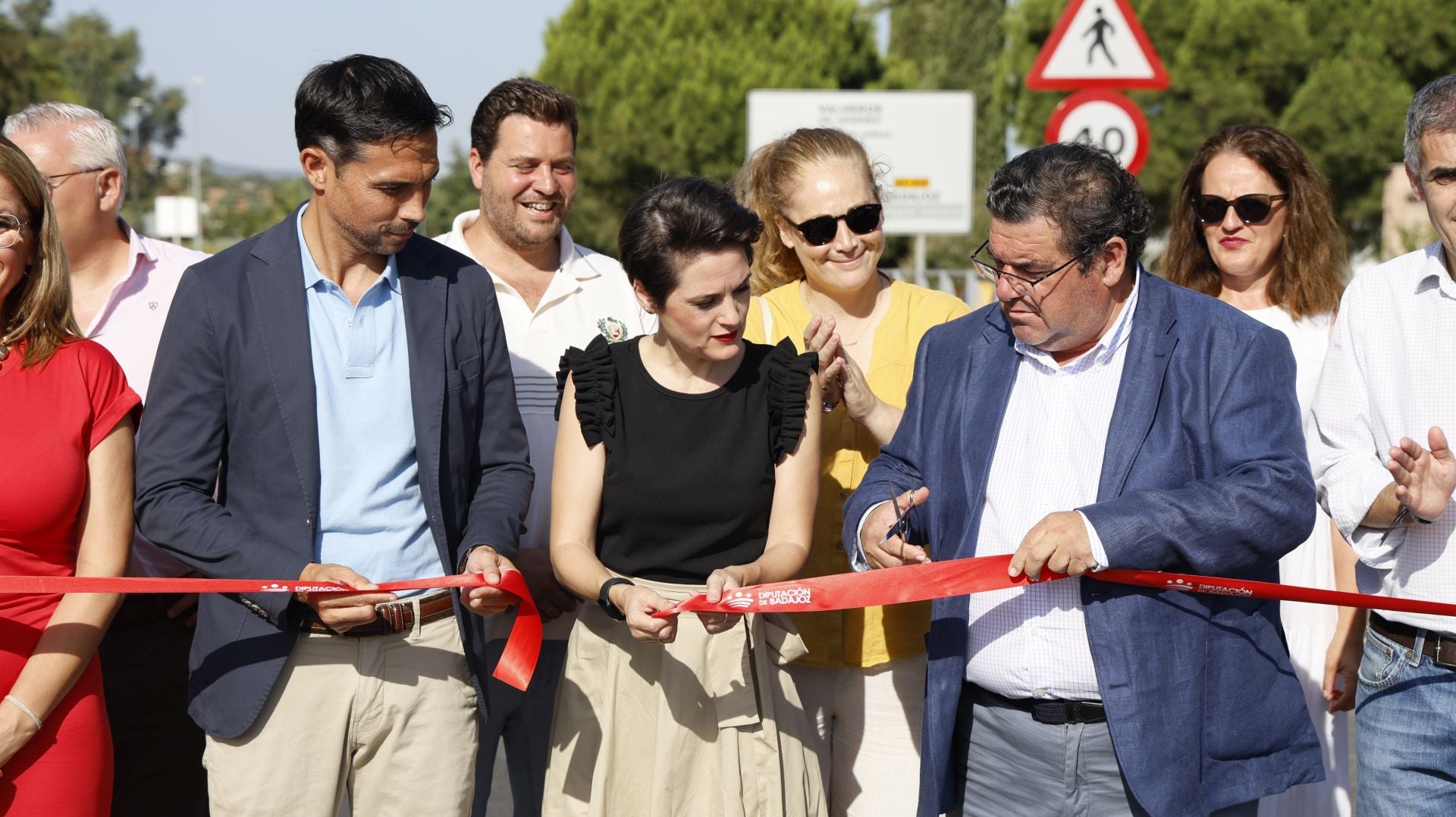 Inauguración de la Carretera BA-006