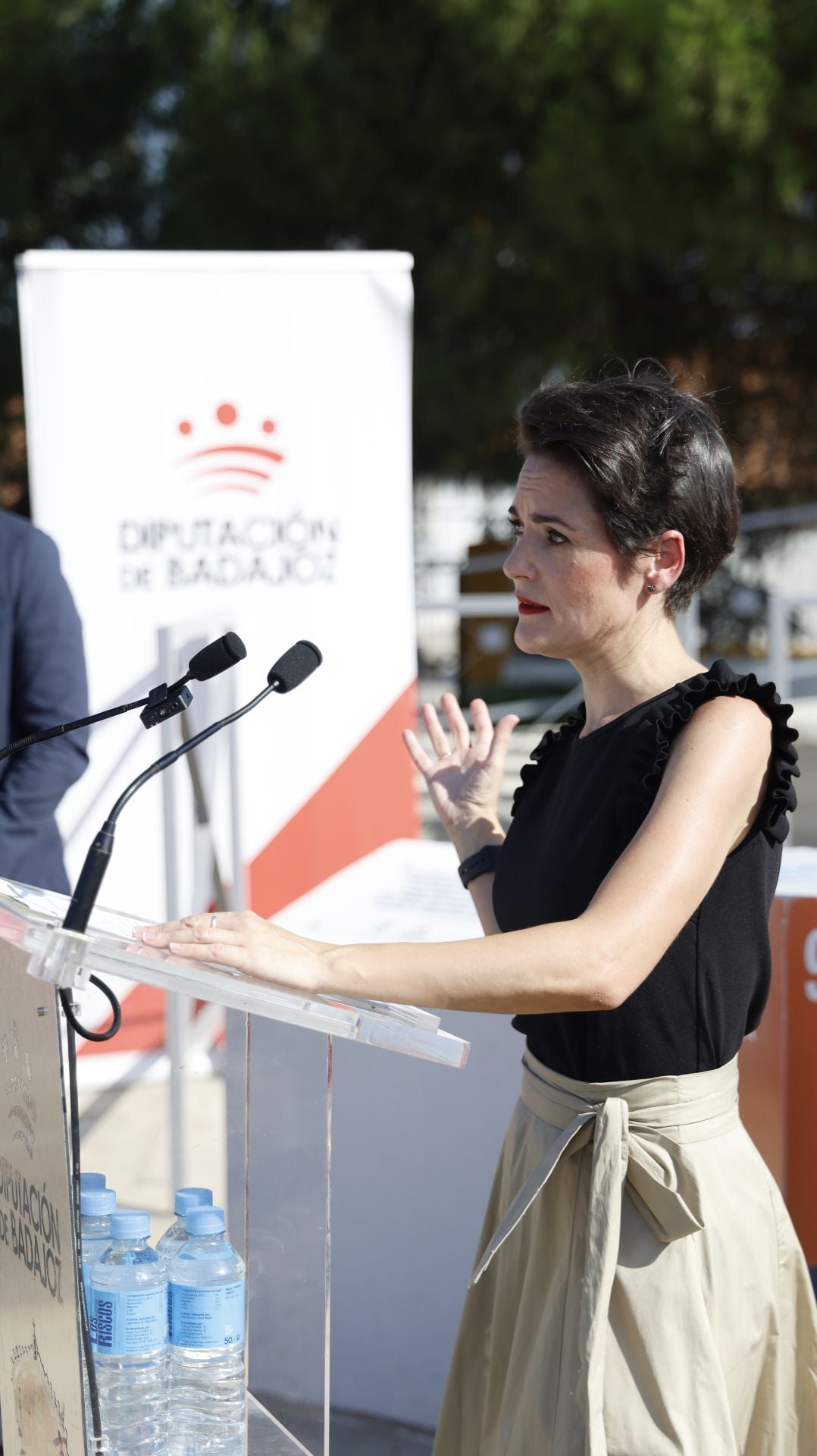 Inauguración de la Carretera BA-006