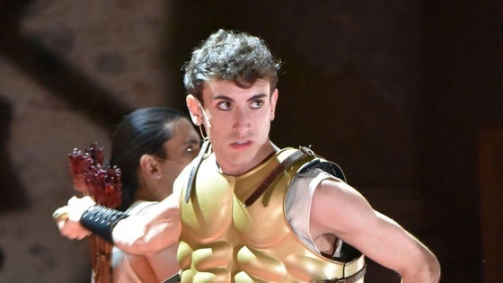 «Fui un niño inquieto al que le gustaba cantar, la música y crear coreografías»