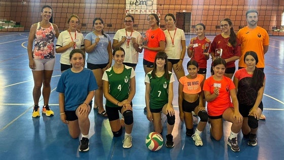 Finaliza el torneo de verano de voleibol