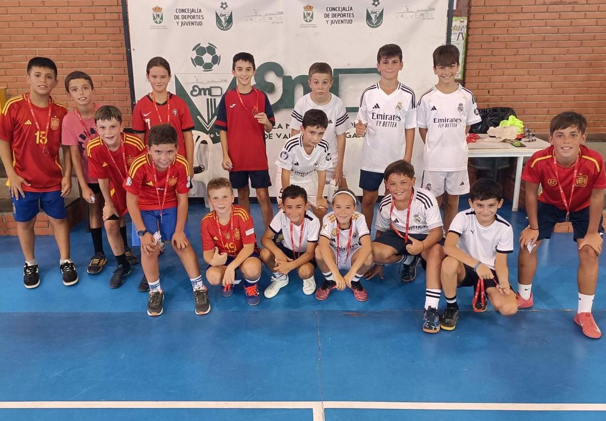 Finalistas en el torneo de benjamín y alevín