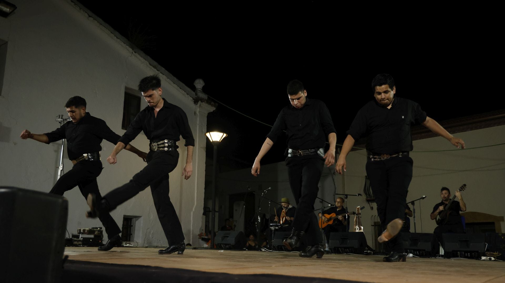 Festival Folklórico los Pueblos del Mundo 2025