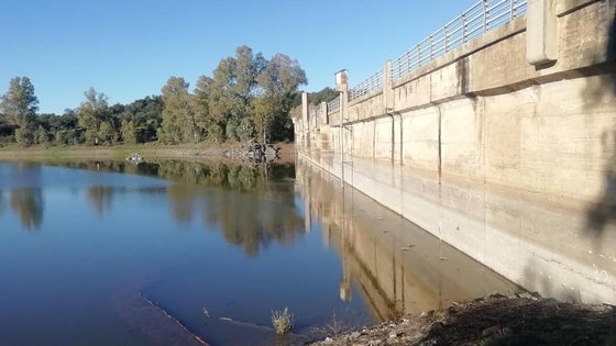 «El agua es totalmente potable y segura»