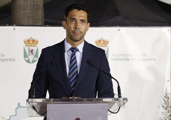 Manuel Borrego durante la celebración del Día de Valverde de Leganés y Día de Extremadura