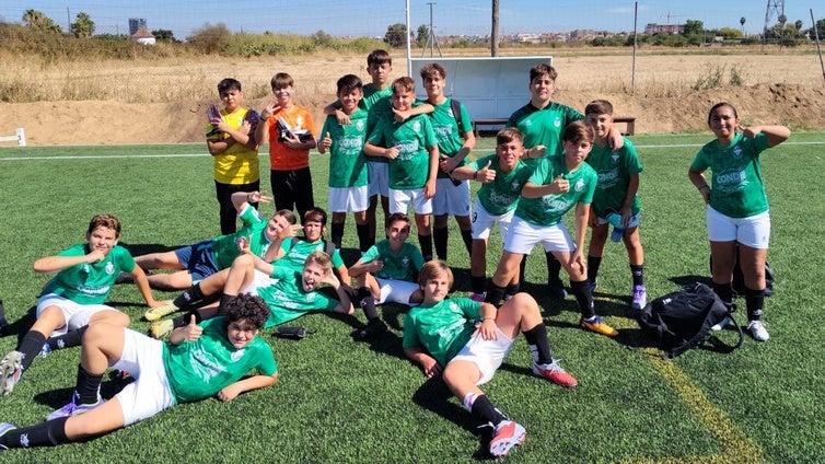 El infantil de la EMD comienza la liga con una contundente goleada a favor