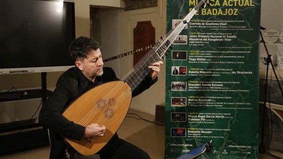 La tiorba destaca en el último concierto celebrado en el Convento Madre de Dios