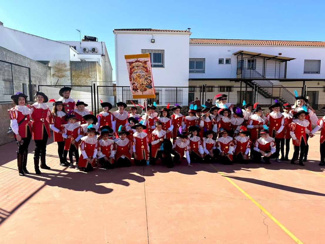 Carnaval en el Colegio Cristo Crucificado