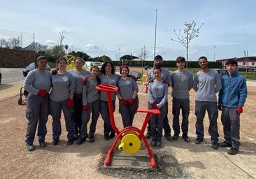 Alumnos encargados de la instalación