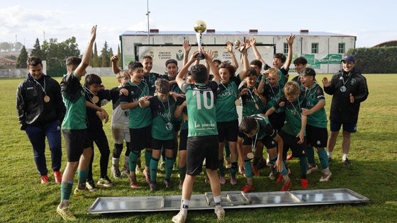 Los gevorenses celebran el título
