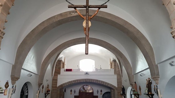 Nave central de la Parroquia de San Bartolomé